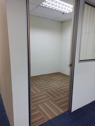 North Bridge Centre (D7), Office #629208271